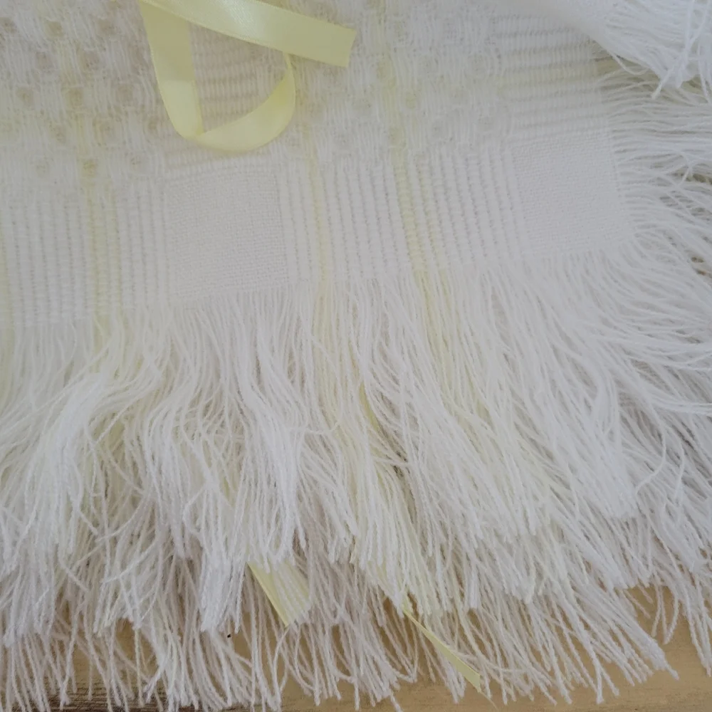 Saks Fifth Ave fringed knit infant blanket - Picture 7 of 9
